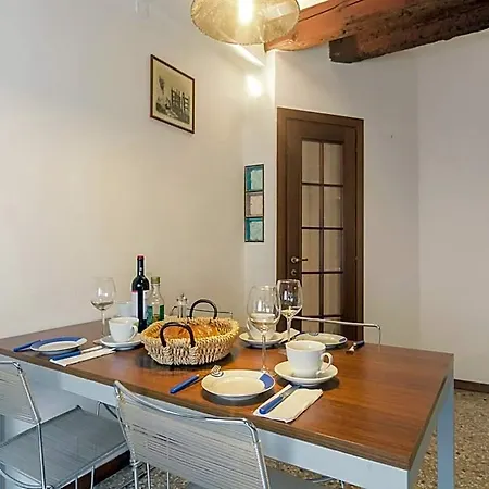 Belvilla By Oyo Paradiso Hotel 2*