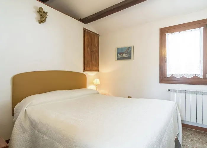 Belvilla By Oyo Paradiso Otel Venedik