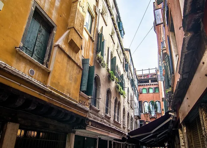 Belvilla By Oyo Paradiso 호텔